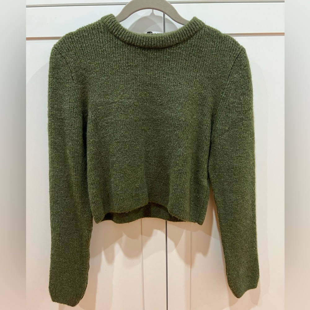 Zara Olive green crop Sweater